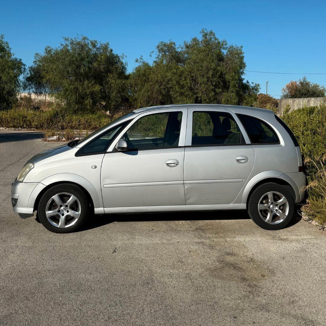 Opel Meriva 1.7 CDTI Cosmo