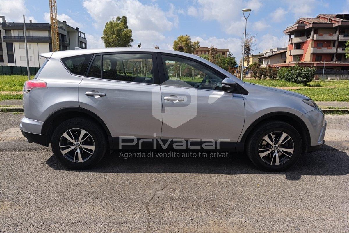 TOYOTA RAV4 2.0 D-4D 2WD Active