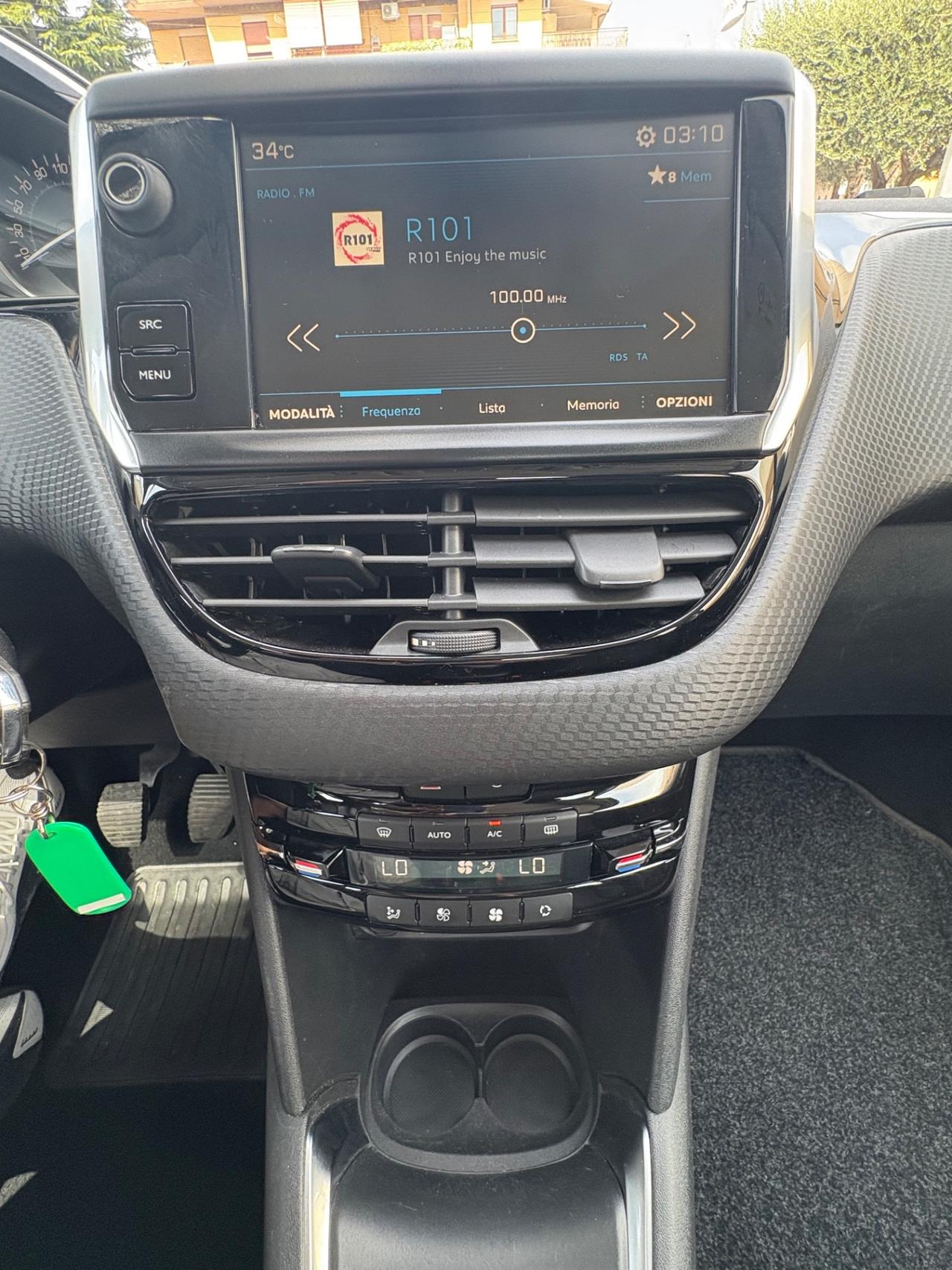 Peugeot 208 PureTech 82 5p. GPL Allure