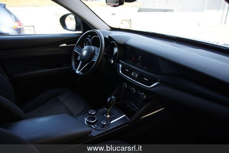 Alfa Romeo Stelvio 2.2 Turbodiesel 160 CV AT8 RWD Business