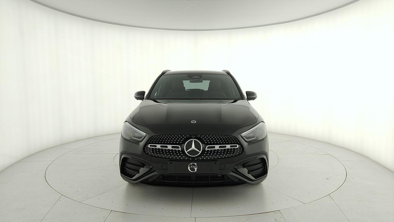 Mercedes-Benz GLA 200 d automatic