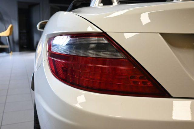 MERCEDES-BENZ SLK 250 CDI PREMIUM AMG AUT.NAVI SED.RIS/VENT.PDC TEL FULL