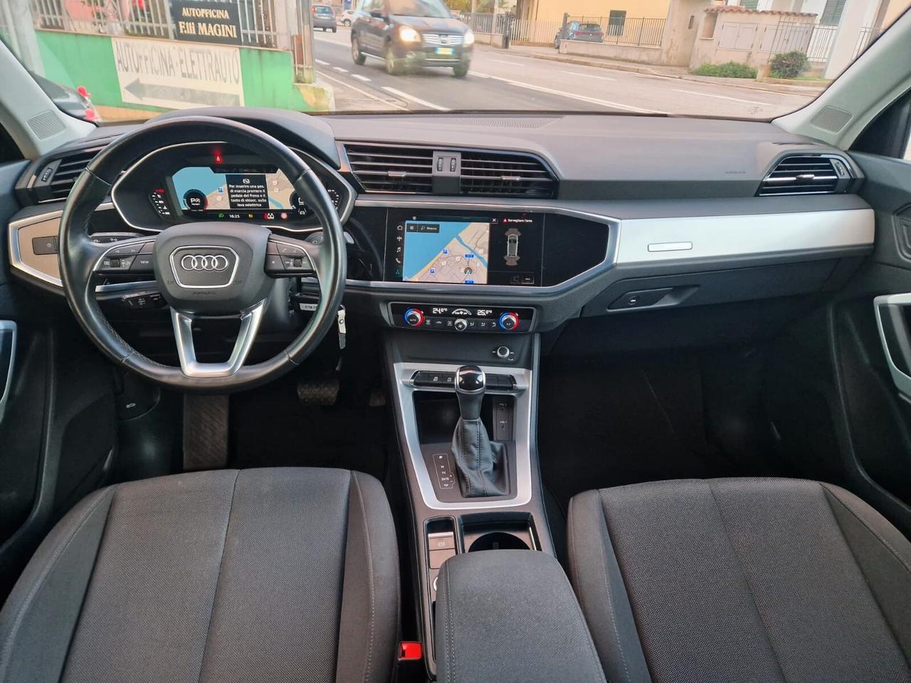 Audi Q3 35 TDI S tronic Business Advanced