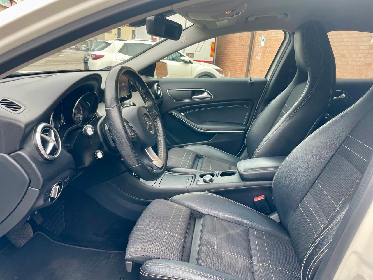 Mercedes-benz GLA 180 d Automatica- TUTTA TAGLIANDATA CON FATTURE