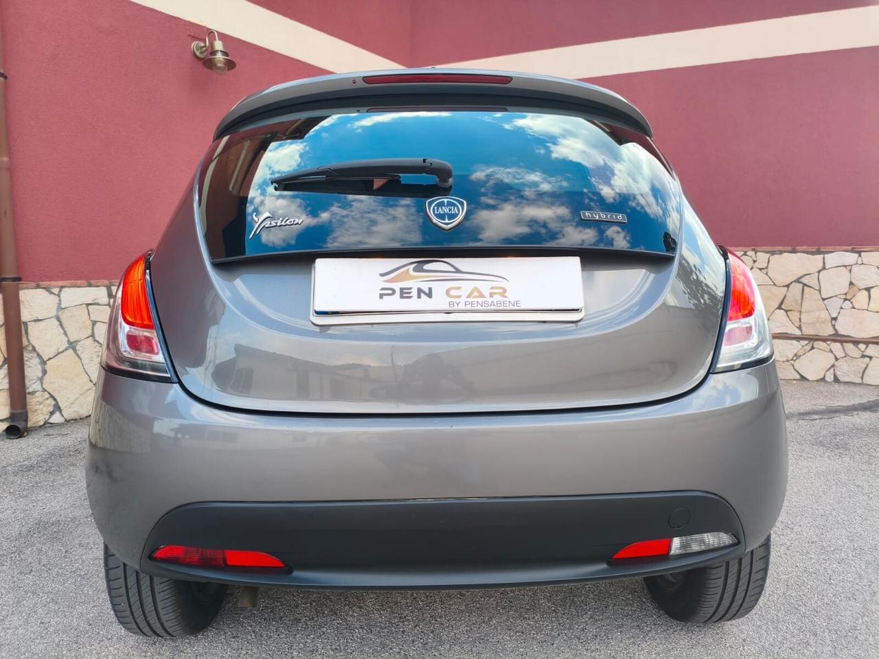 Lancia Ypsilon 1.0 FireFly 5 porte S&S Hybrid UnYca