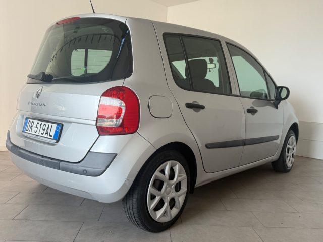 RENAULT Modus 1.2 16V Grazia