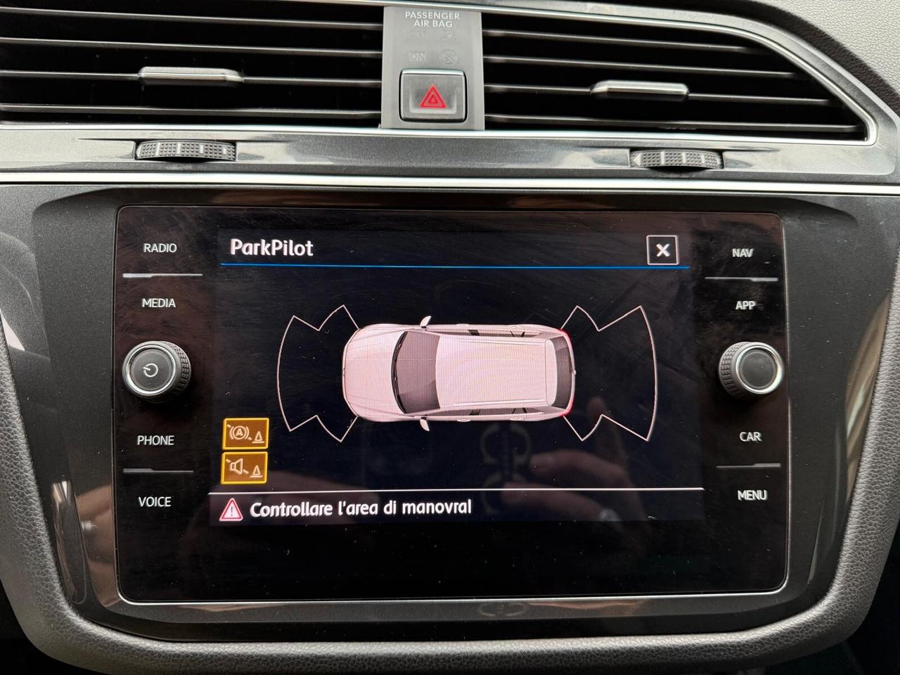 Volkswagen Tiguan 1400 BENZINA OK