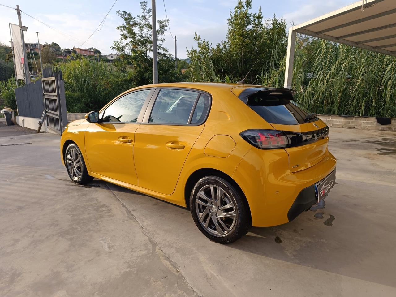 Peugeot 208 PureTech 100 Stop&Start 5 porte Allure
