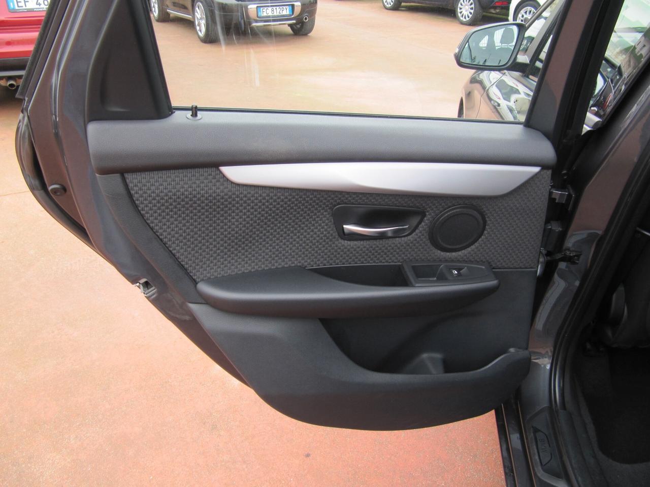 Bmw 2er Active Tourer 216d