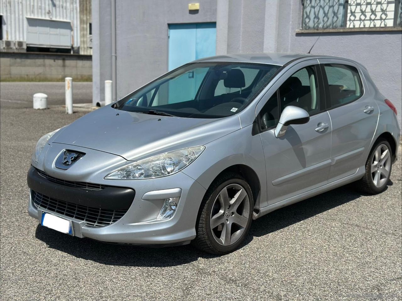 PEUGEOT 308 1.6 HDi 110 CV 5p.