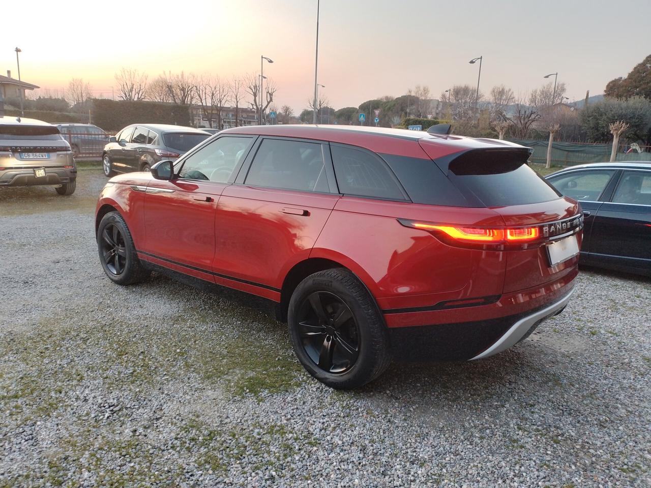 Land Rover Range Rover Velar Range Rover Velar 2.0D I4 180 CV R-Dynamic 4X4