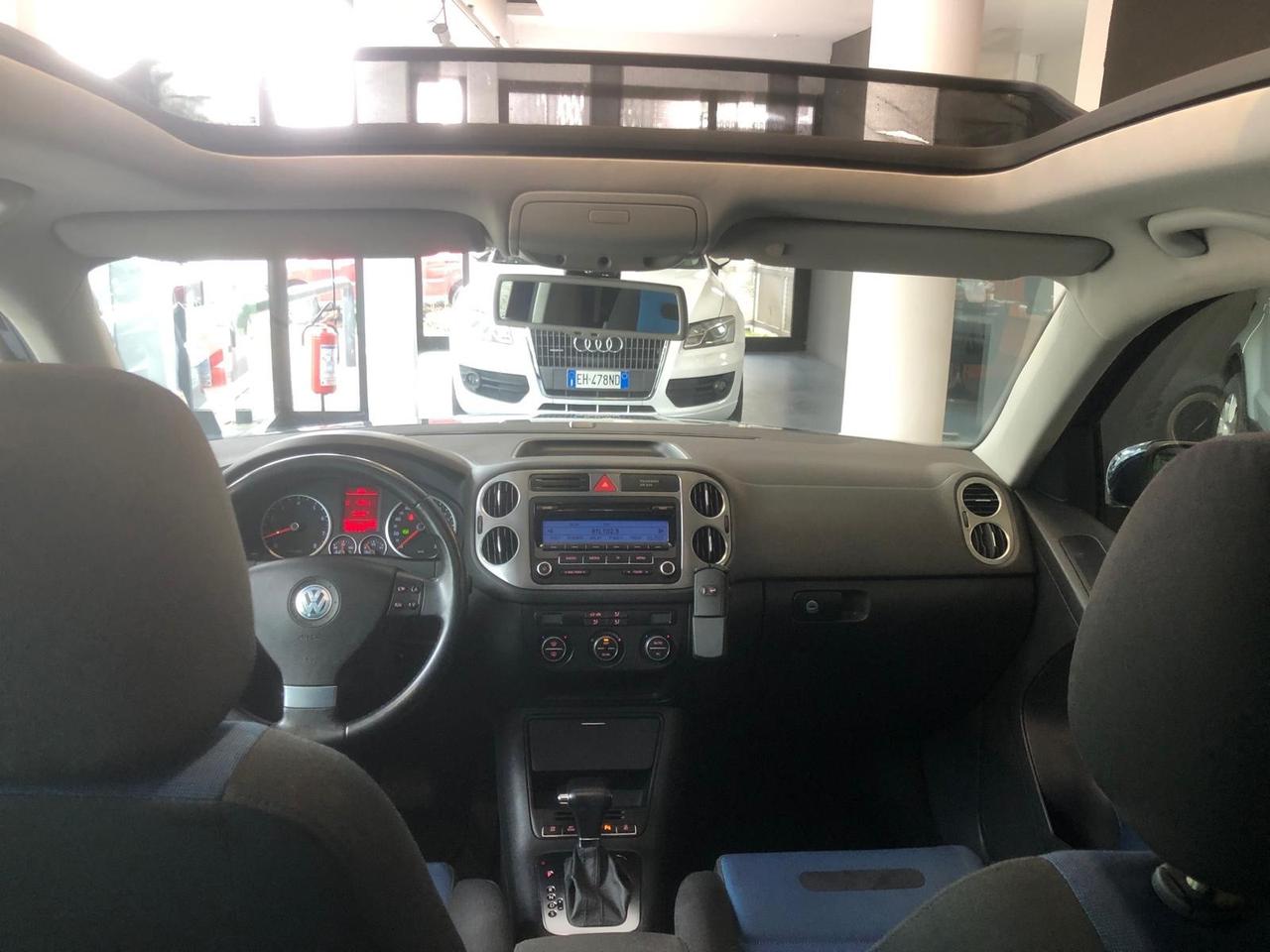 Volkswagen Tiguan 2.0 TSI tiptronic Sport & Style (18°)