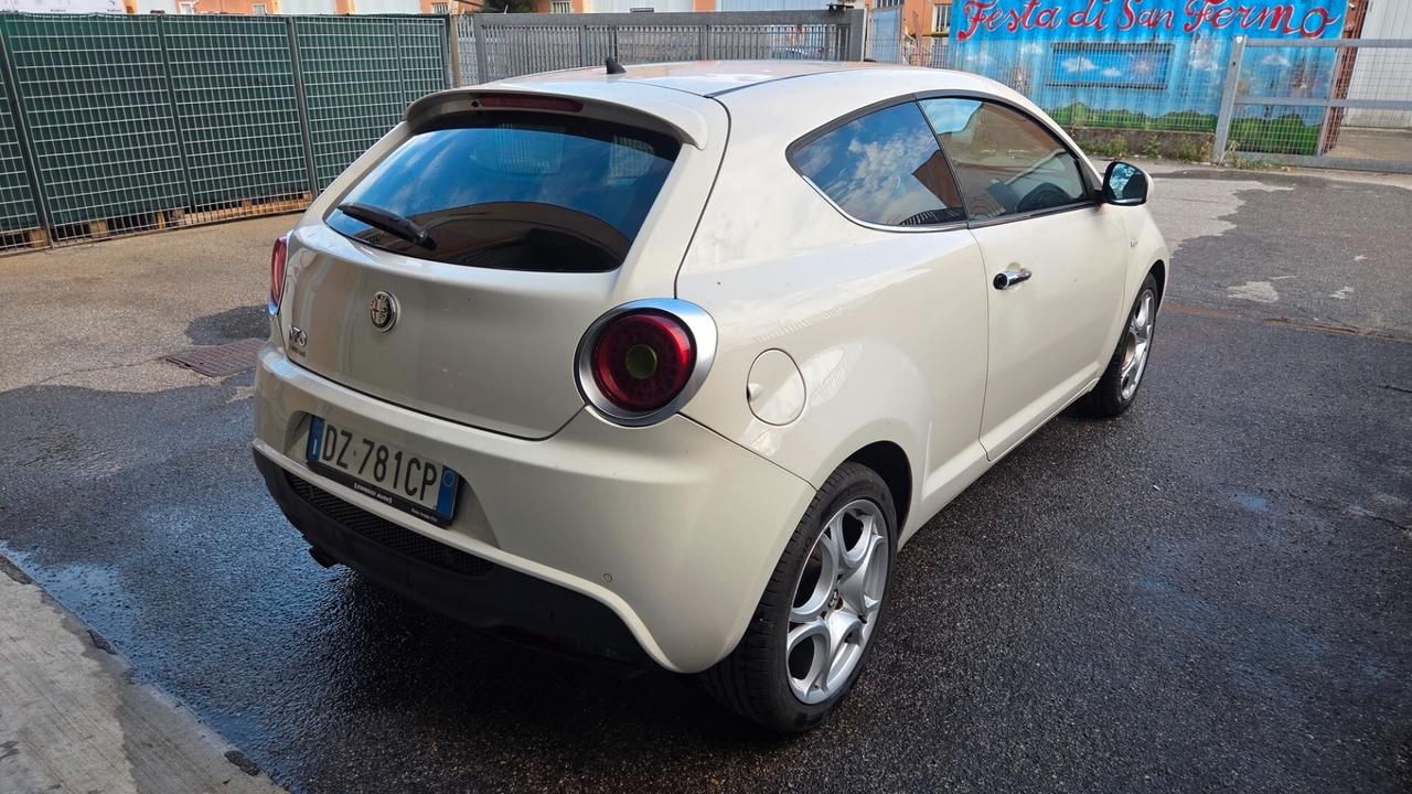 Alfa Romeo MiTo 1.4 T 105CV Distinctive per commerciante