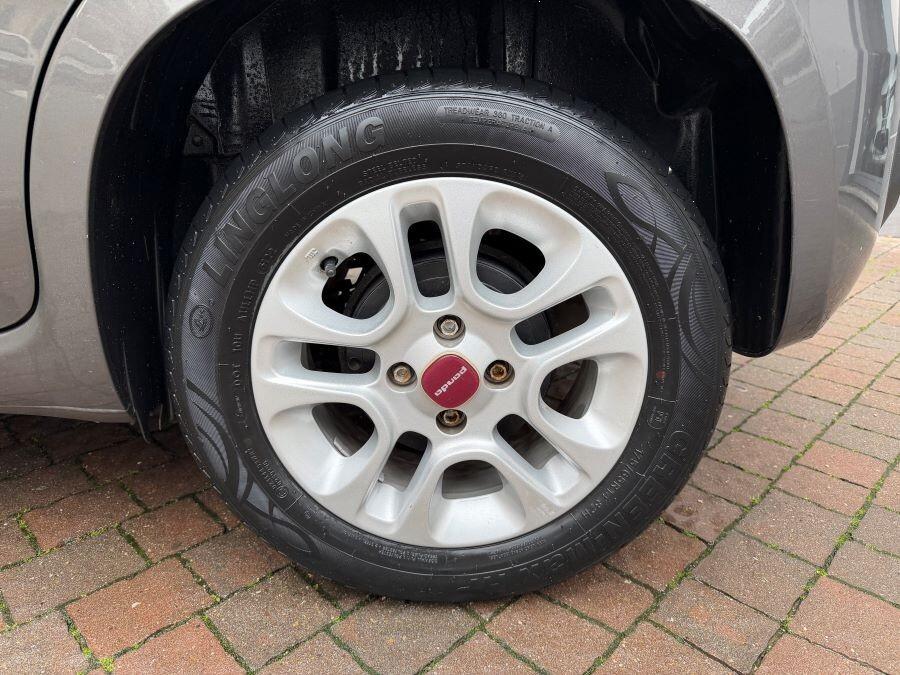 FIAT PANDA 1.2 GPL LOUNGE CERTIFICATA NUOVA ITALIA