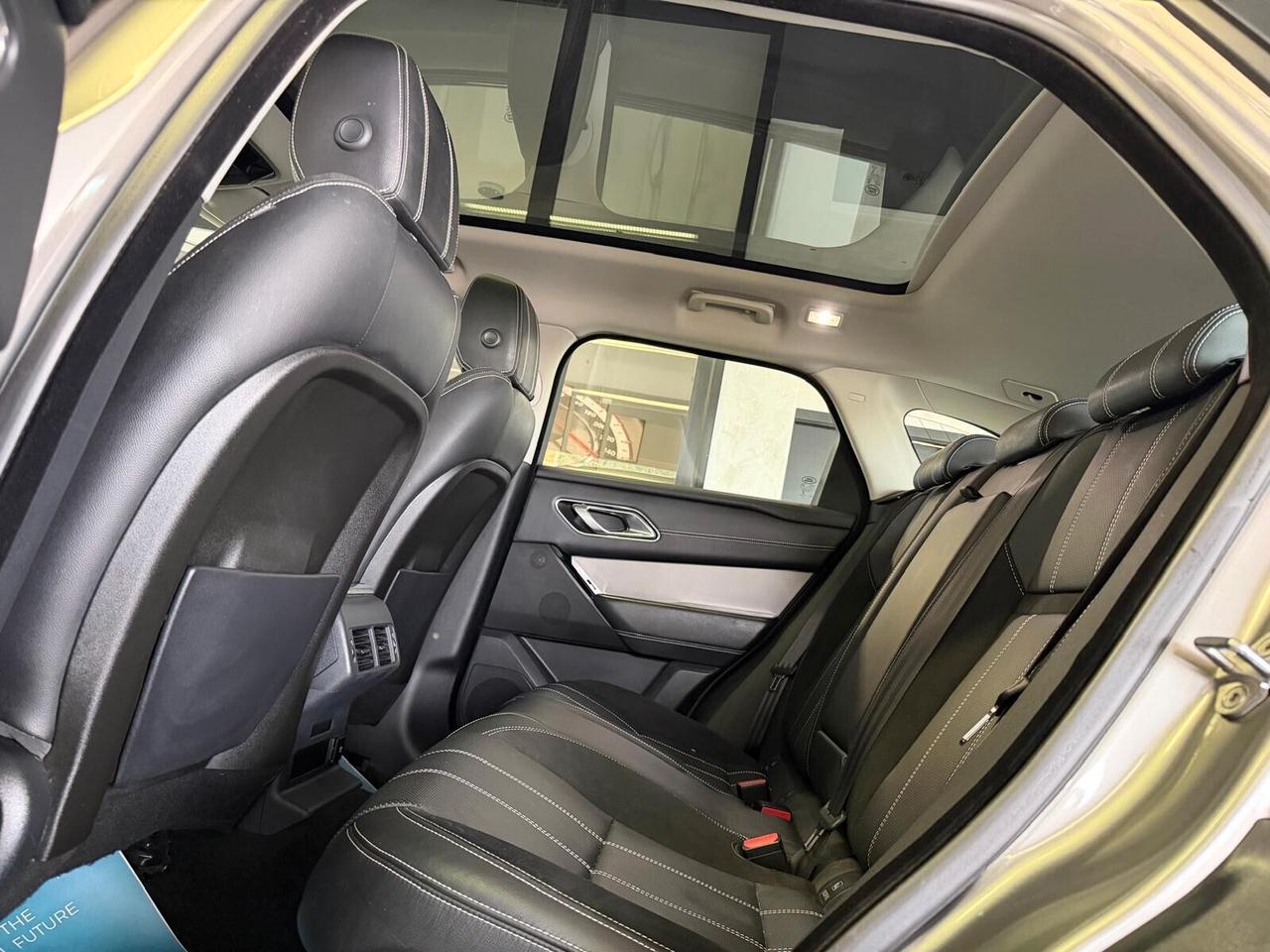 Land Rover Range Velar Tetto+Pelle+Gancio traino+Meridian+Virtual