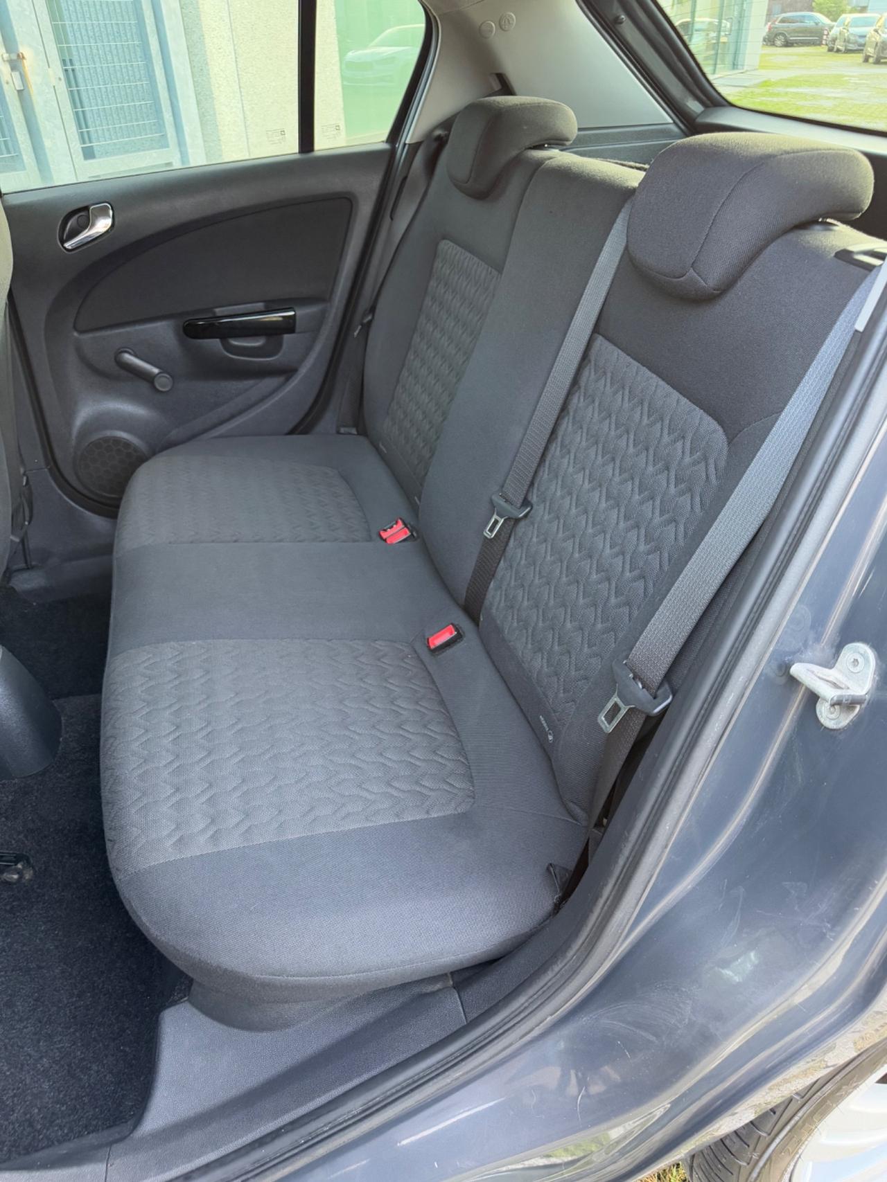 Opel Corsa 1.2 85CV 5 porte GPL-TECH*Sensori*Aux*Usb