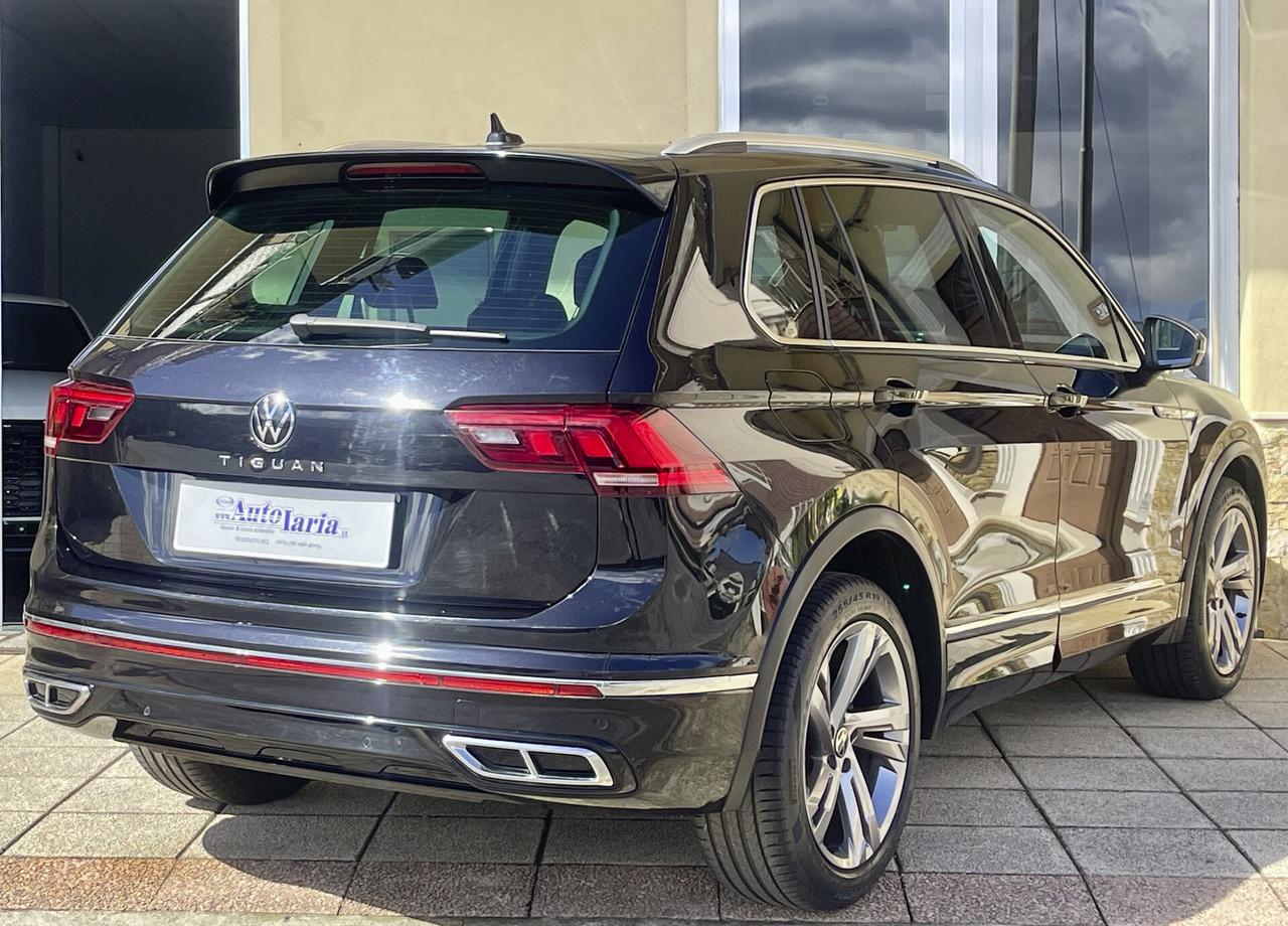 Volkswagen Tiguan 2.0 TDI 150 CV SCR DSG R-Line Fari IQ.LIGHT LED MATRIX--Digital Cockpit Pro 10,25", Navi