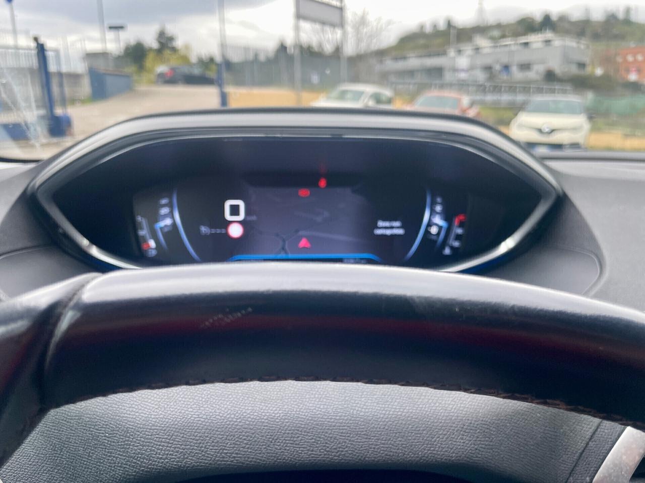 Peugeot 3008 HDi 130cv 6m km 101000 NAVI