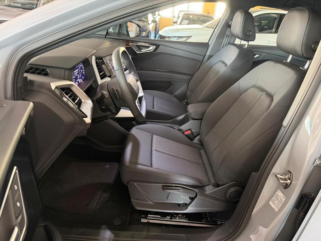 Audi Q4 Sportback e-tron 45 Business Advanced