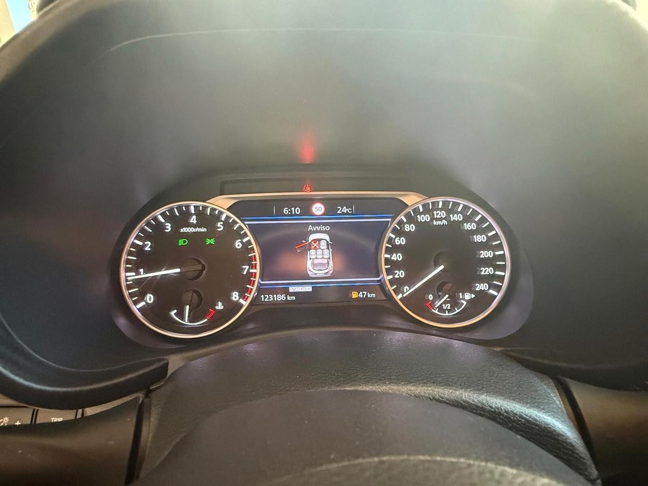 Nissan Juke 1.0 DIG-T 114 CV TEKNA