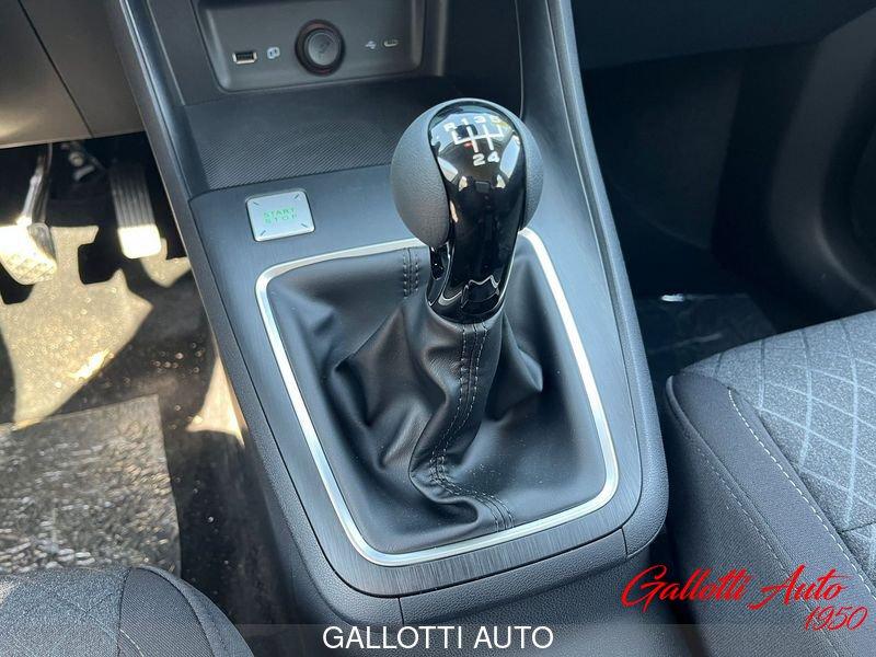 MG ZS 1.5 Standard-SENZA VINCOLI DI FINANZIAMENTO
