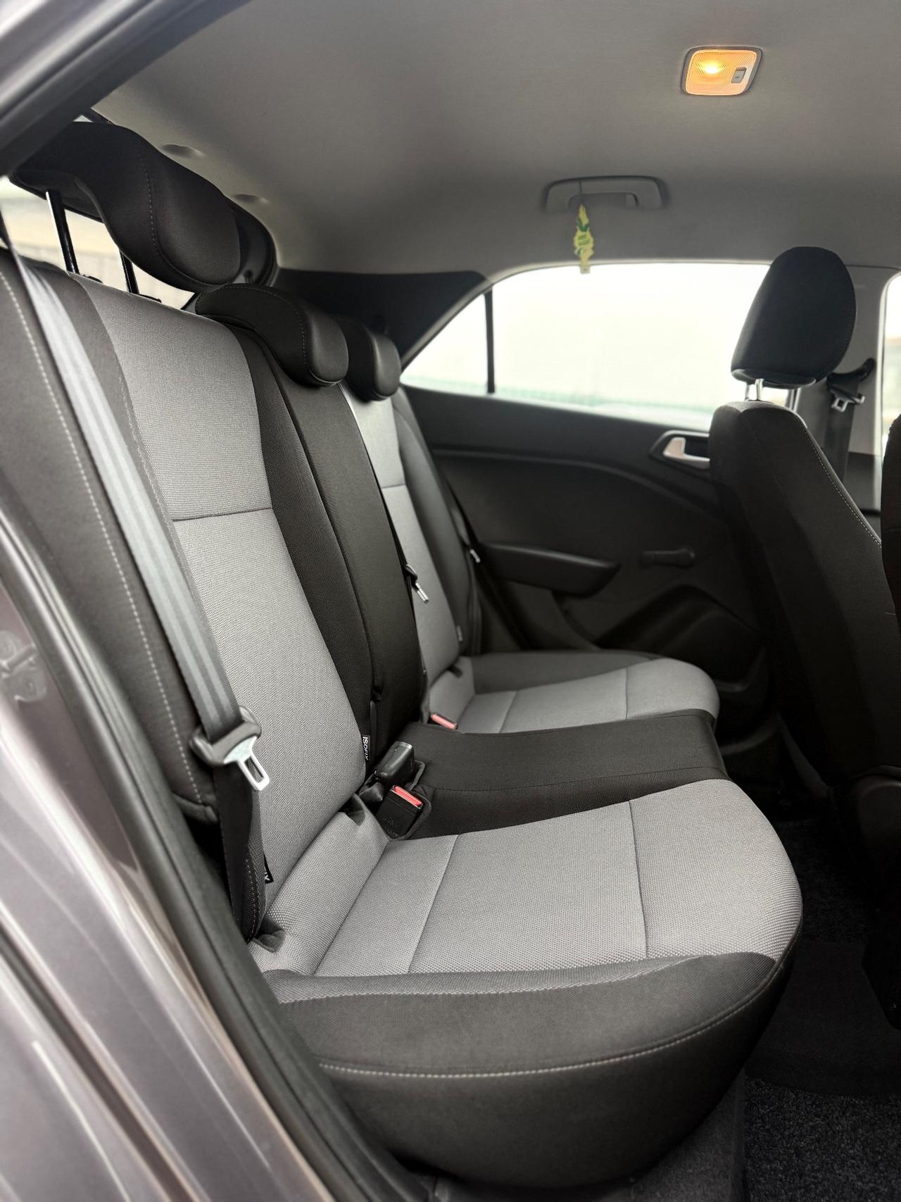 Hyundai i20 1.2 5 porte Econext Connectline