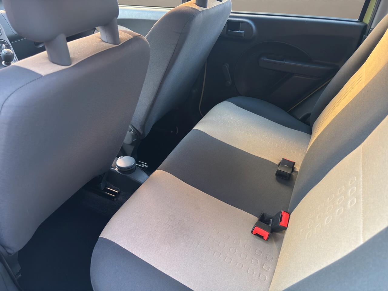 Fiat Panda NEOPATENTATI - BENZINA 5 PORTE