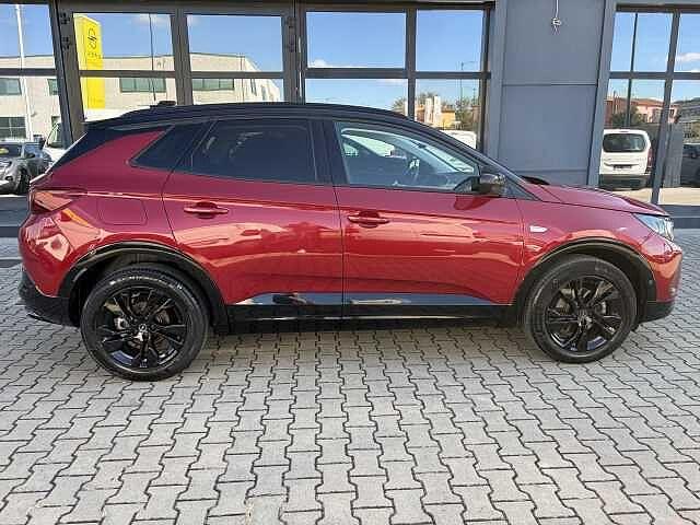 Opel Grandland 1.2 Turbo 130 CV EAT8 GS Line
