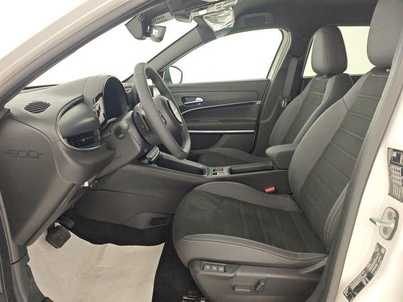 FIAT 600 Hybrid 145 CV DCT MHEV Sport