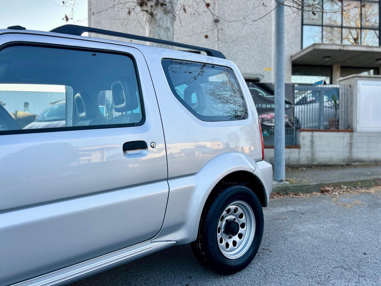 Suzuki Jimny 1.3i 16V cat 4WD JLX Special