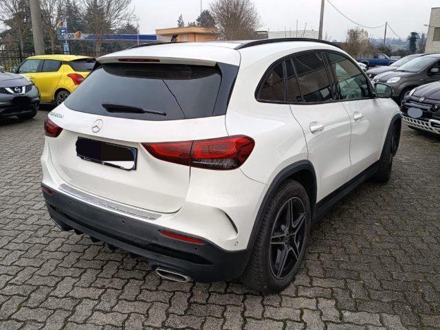 MERCEDES-BENZ GLA 200 d AMG Line Automatic Premium