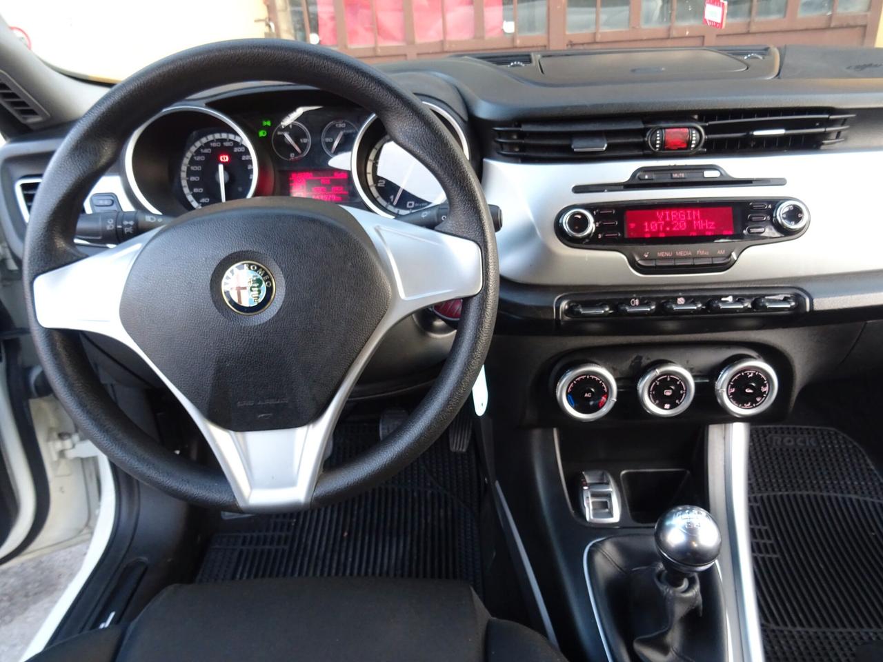 Alfa Romeo Giulietta 1.4 Turbo 105 CV