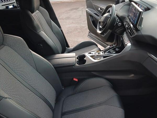 PEUGEOT 3008 1.5 BlueHDI 130 CV S&S EAT8 ALLURE PACK