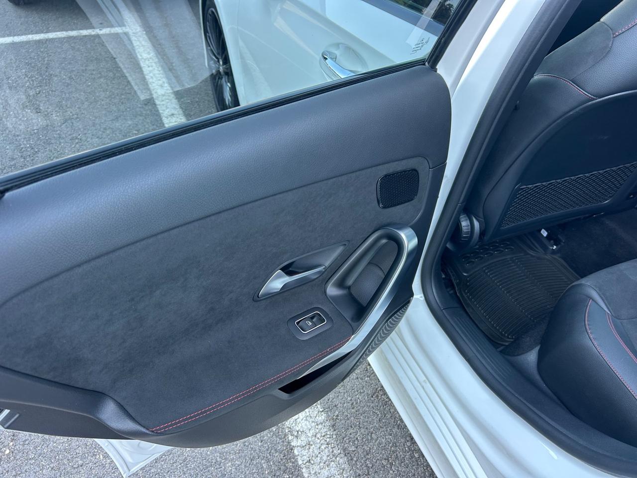 Mercedes-benz A 180 d Automatic AMG Line Premium