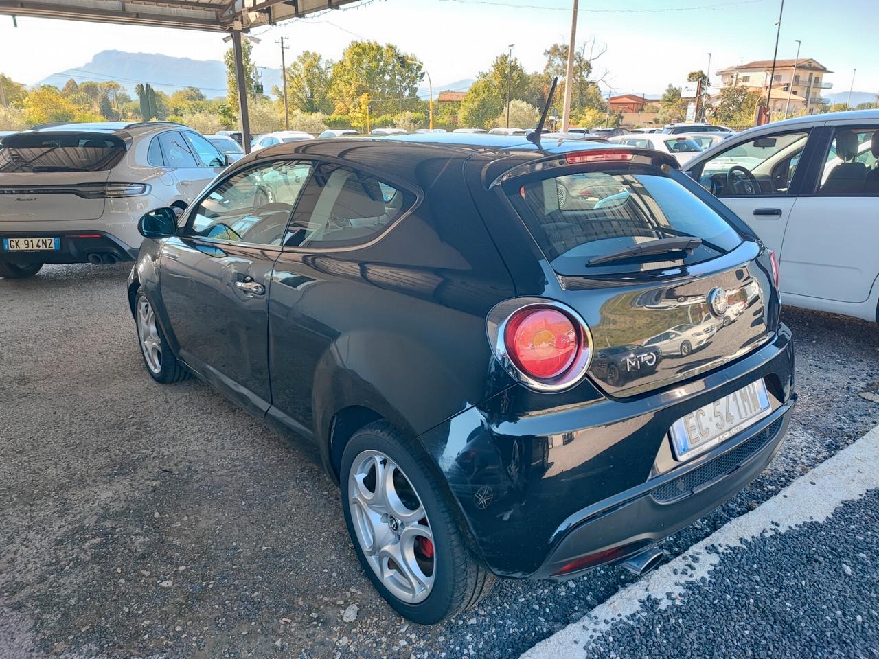 Alfa Romeo MiTo 1.4 105 CV M.air S&S Distinctive Sport Pack