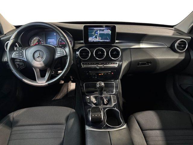 MERCEDES-BENZ C 180 Executive