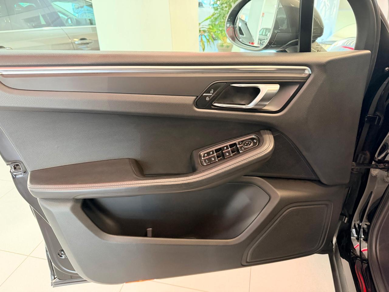 Porsche Macan 2.0 T