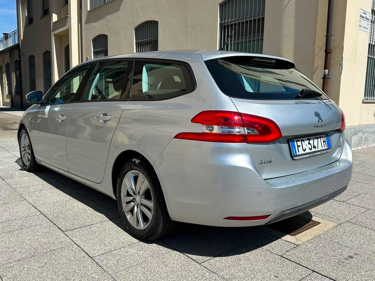 Peugeot 308 BlueHDi 150 S&S EAT6 SW Business