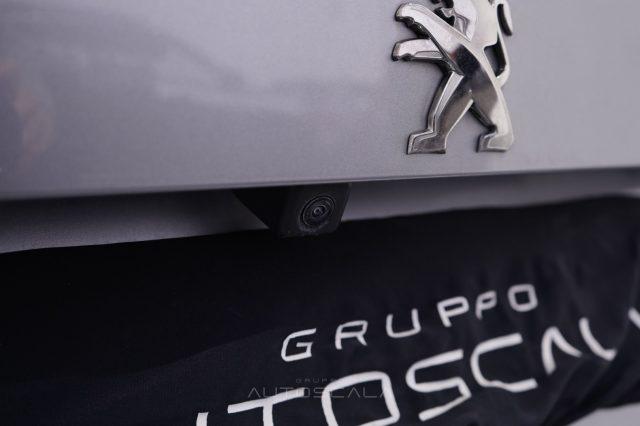 PEUGEOT 2008 motore elettrico 136cv 100KW Allure