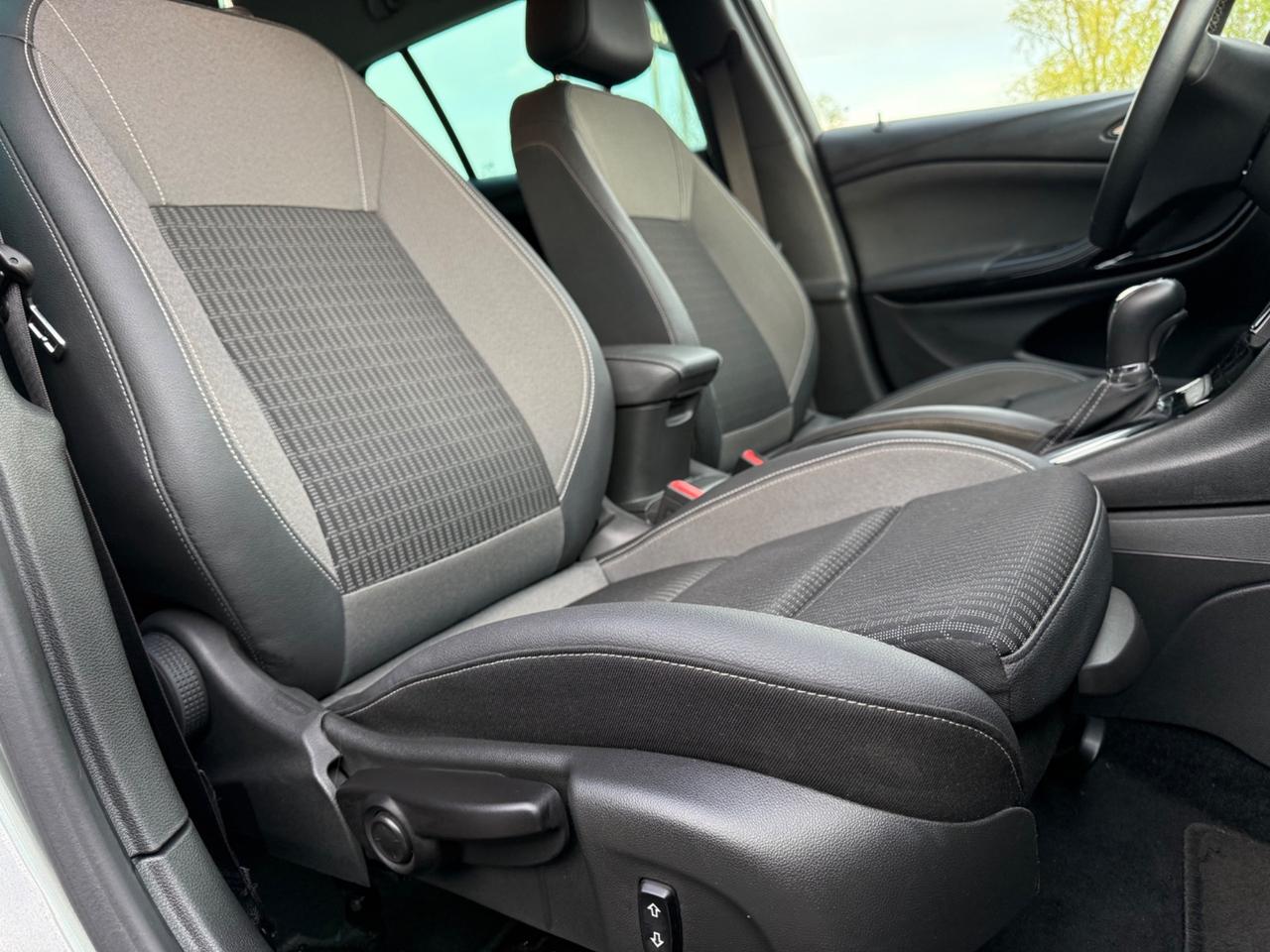 Opel Astra 1.5 CDTI 122 CV S&S AT9 Sports Tourer Ultimate