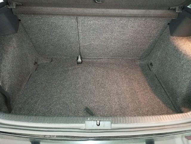 VOLKSWAGEN Golf 5p 1.6 tdi Comfortline
