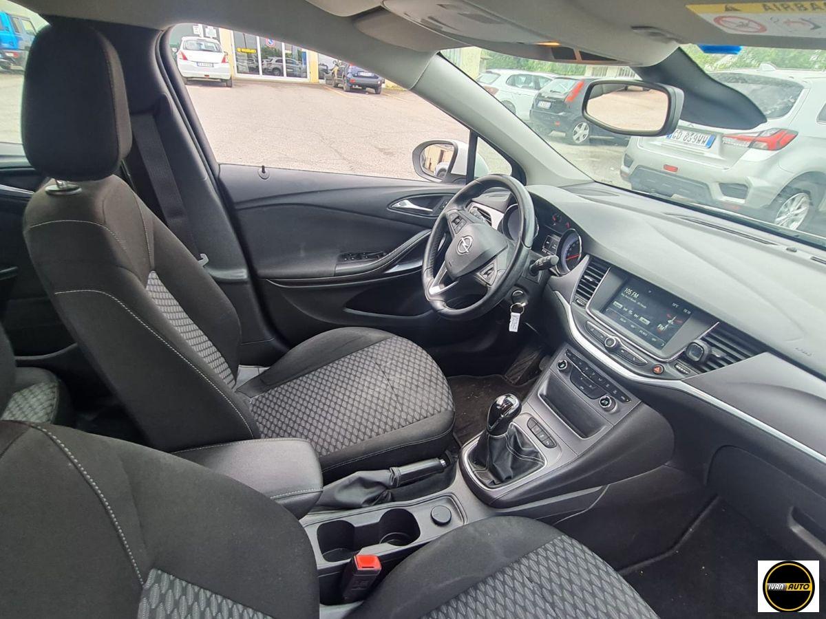 OPEL Astra 1.6 CDTi- Anno 2017