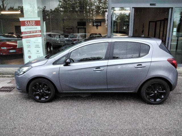 OPEL Corsa 1.2 5 porte Black Edition