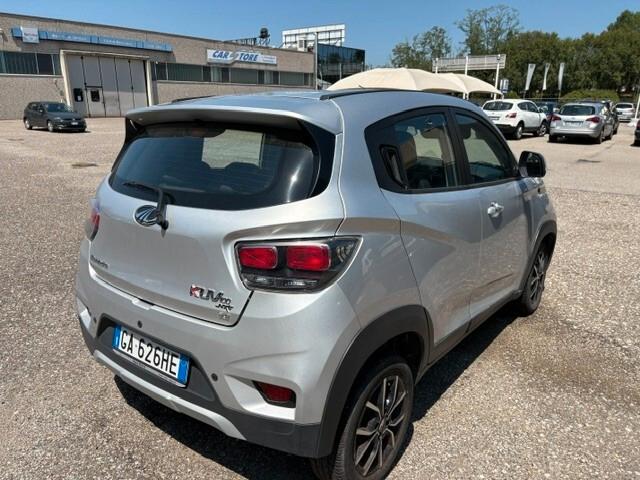 Mahindra KUV100 1.2 VVT K8
