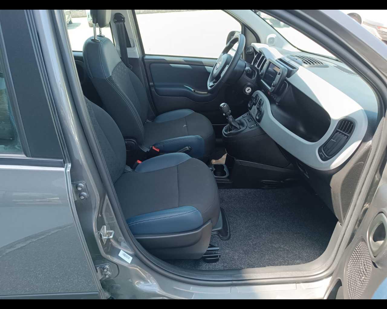 FIAT Panda 1.0 firefly hybrid City Cross