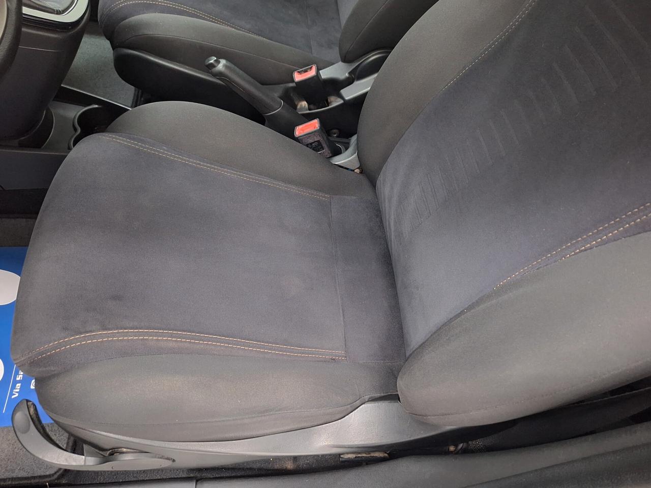 Lancia Ypsilon 1.2 69cv Platinum