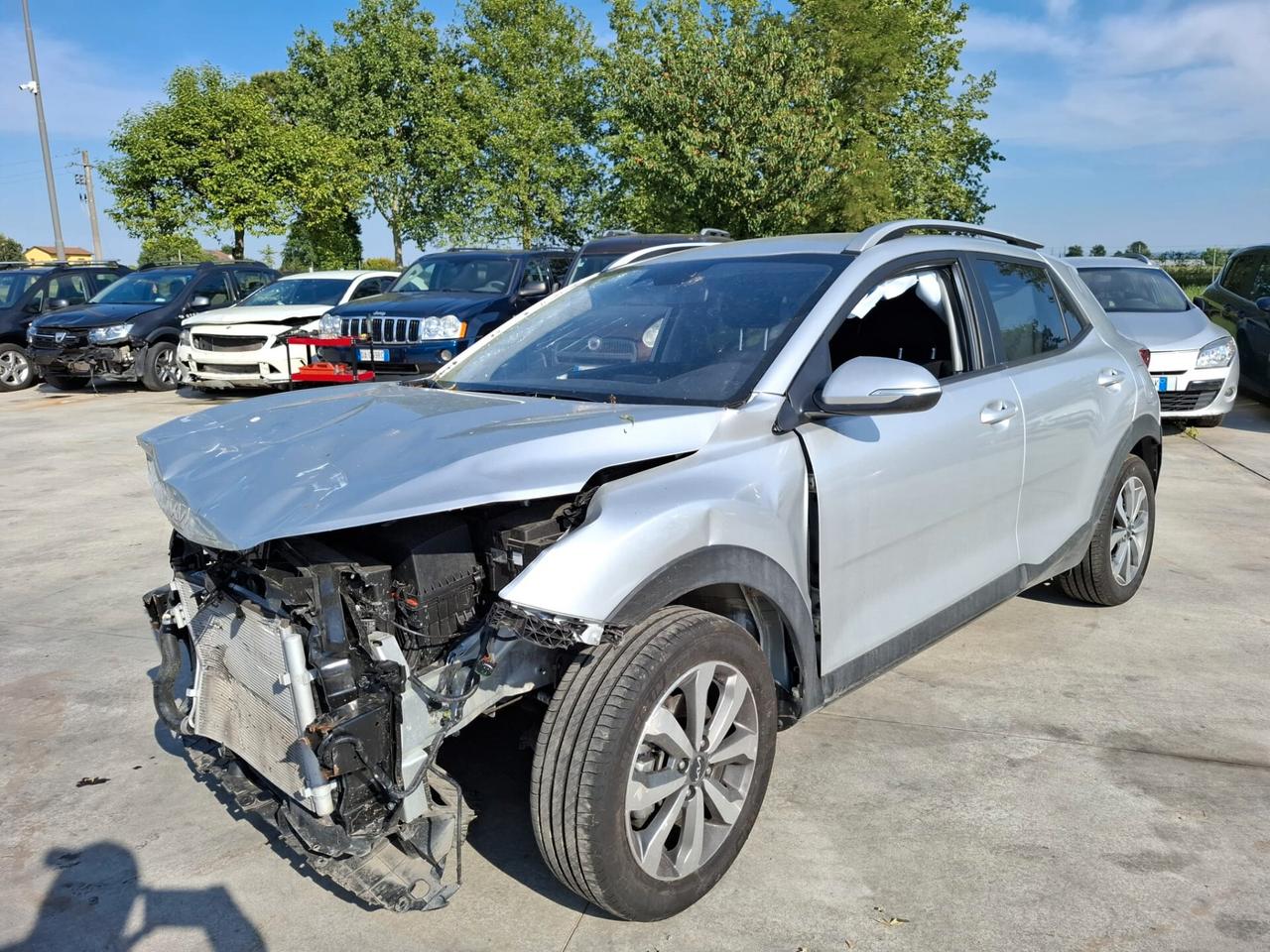 Kia Stonic 1.2 GPL - SINISTRATA