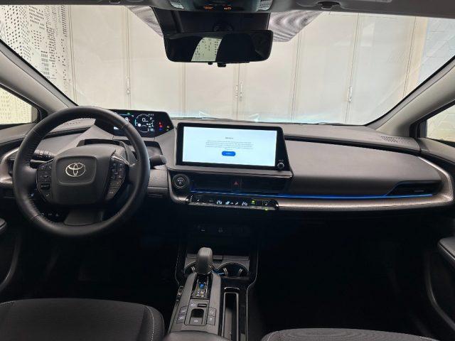 TOYOTA Prius 2.0 Plug-in Hybrid Lounge