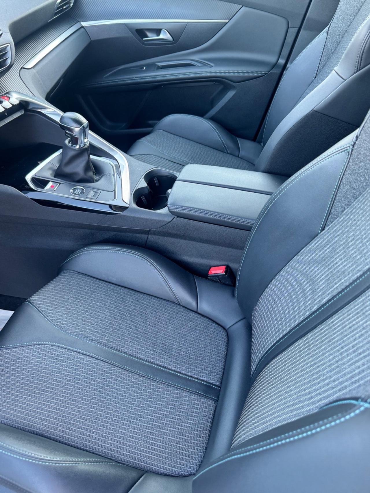 Peugeot 3008 BlueHDi 130 S&S Allure