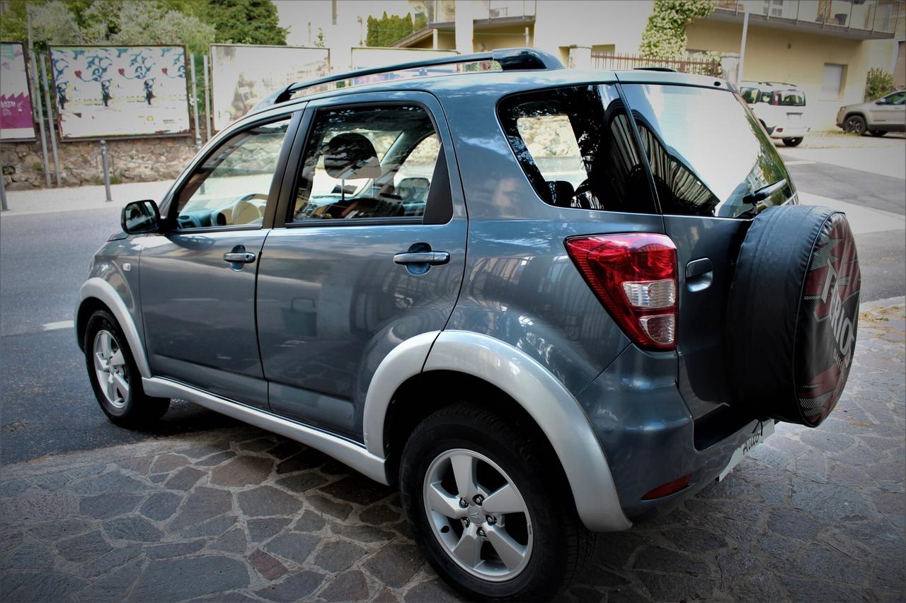 Daihatsu Terios 1.5 4WD SX O/F 44.000 km